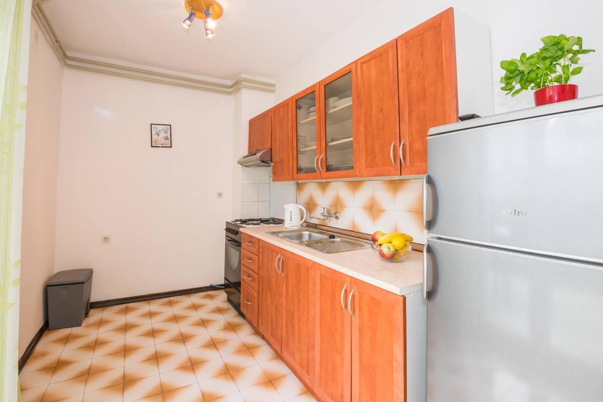 Family House With 2 Apartments - Irma Medulin Luaran gambar